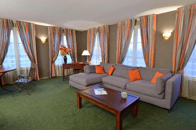 Alfred Hotels Compiègne Eksteriør bilde